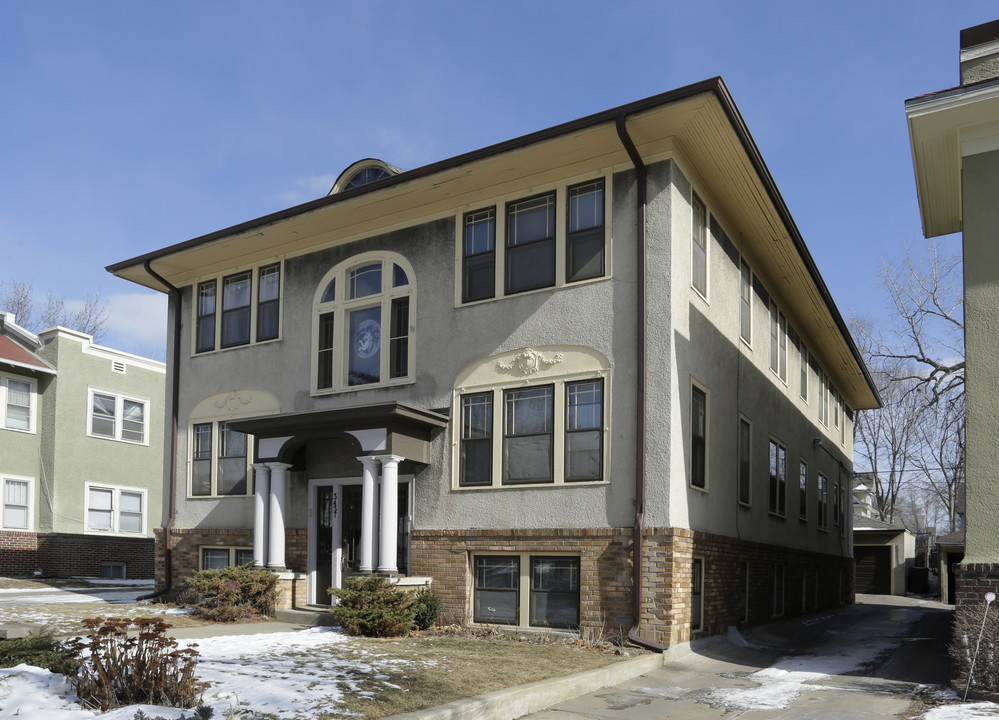 3437 Portland Ave S in Minneapolis, MN - Building Photo