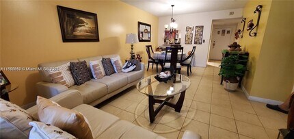 11307 SW 200th St in Miami, FL - Building Photo - Building Photo