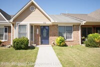 332 Shadow Pointe Dr SW