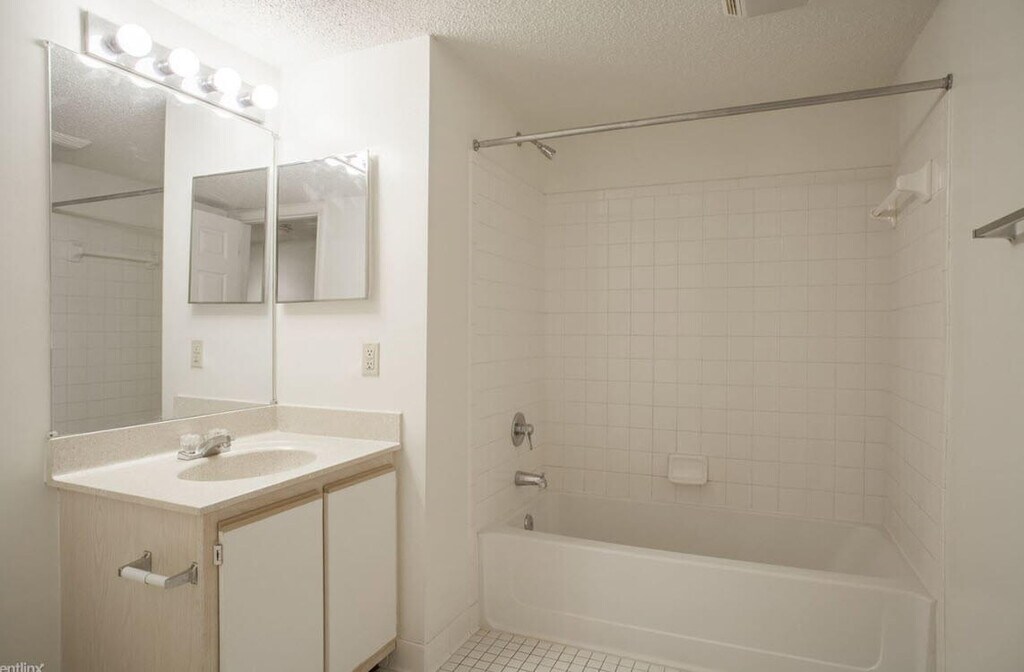 Landings & Villas of Hickory Apartments in Hickory, NC