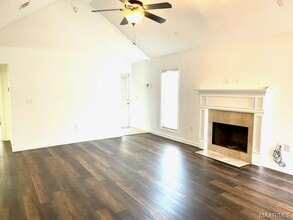 8808 Jamac Ln in Montgomery, AL - Foto de edificio - Building Photo