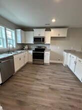 128 Smallwood Rd in Hubert, NC - Building Photo - Building Photo