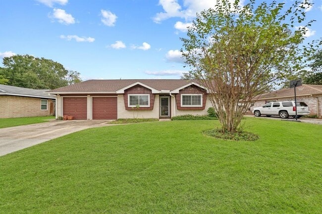 407 Oak Vista Dr