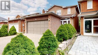 71 Olivewood Dr in Markham, ON - Building Photo