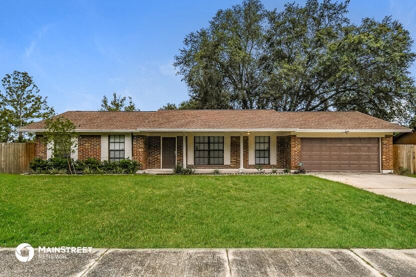 6140 Blank Dr W in Jacksonville, FL - Building Photo