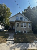 909 University Dr N, Unit #2 in Fargo, ND - Building Photo