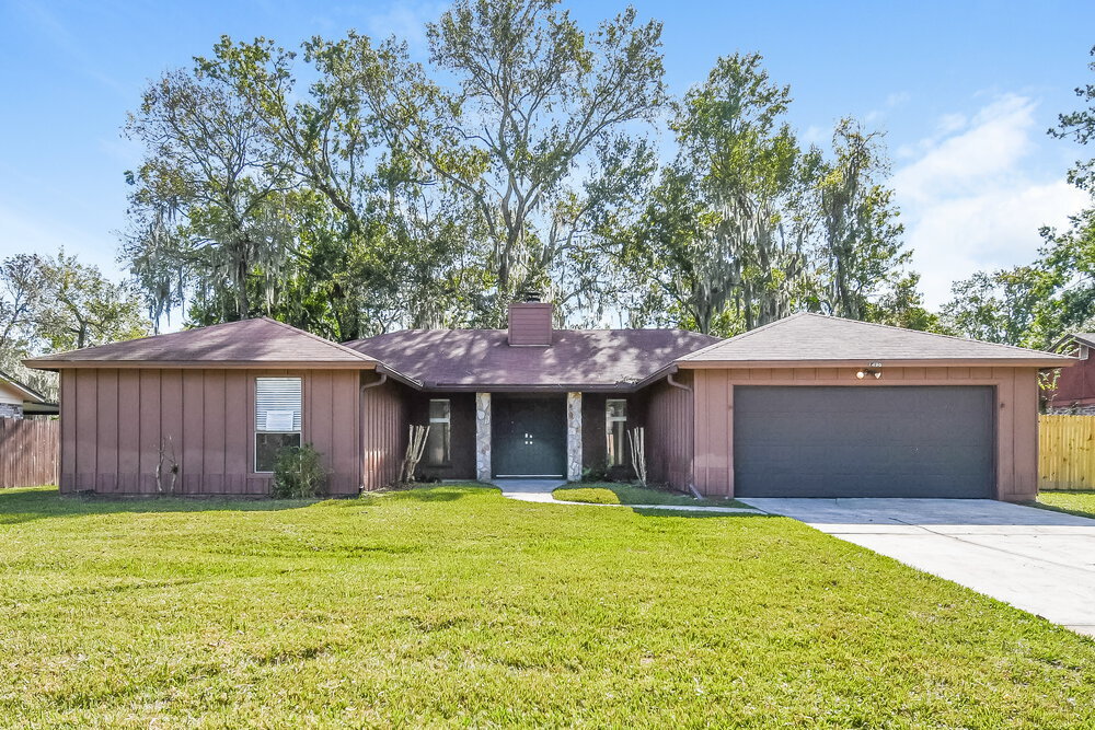 1496 Clover Ave in Orange Park, FL - Building Photo