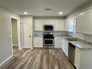 3433 Parker Dr in Oklahoma City, OK - Foto de edificio - Building Photo