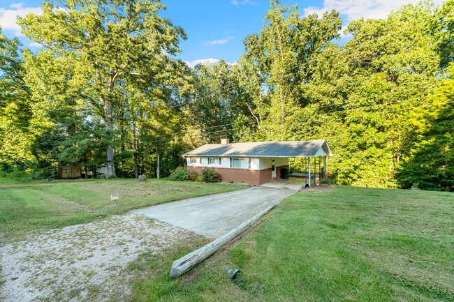 property at 515 Mile Long Rd