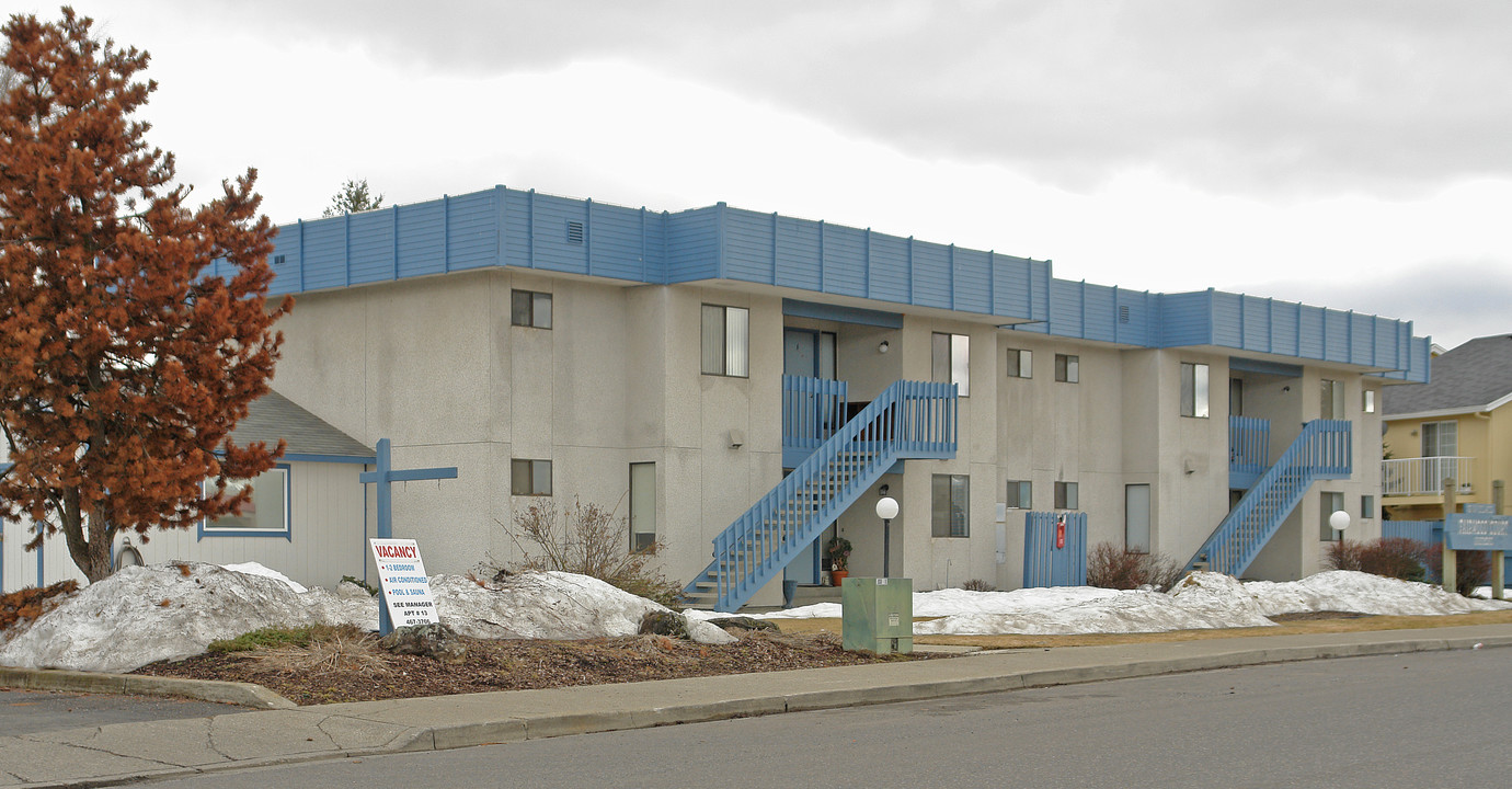 Fairwood Court Apartments in Spokane, WA - Foto de edificio