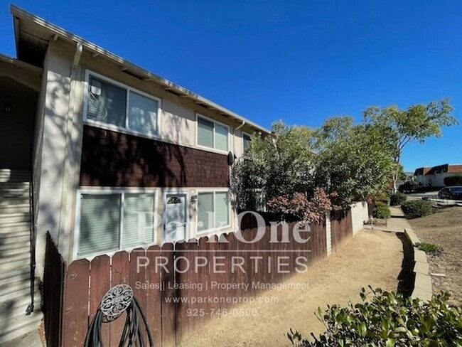 property at 5643 Sonoma Dr