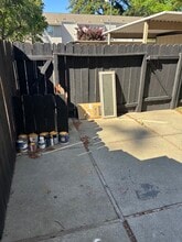 326 Hemlock St in Vacaville, CA - Building Photo - Building Photo