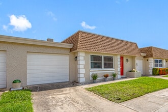 6945 Monte Carlo in Pinellas Park, FL - Building Photo - Building Photo