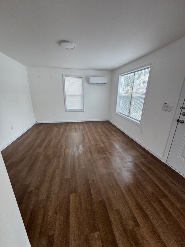 584 Sharp Ave in Madisonville, KY - Building Photo - Building Photo