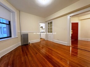 885 Massachusetts Ave in Cambridge, MA - Building Photo - Building Photo