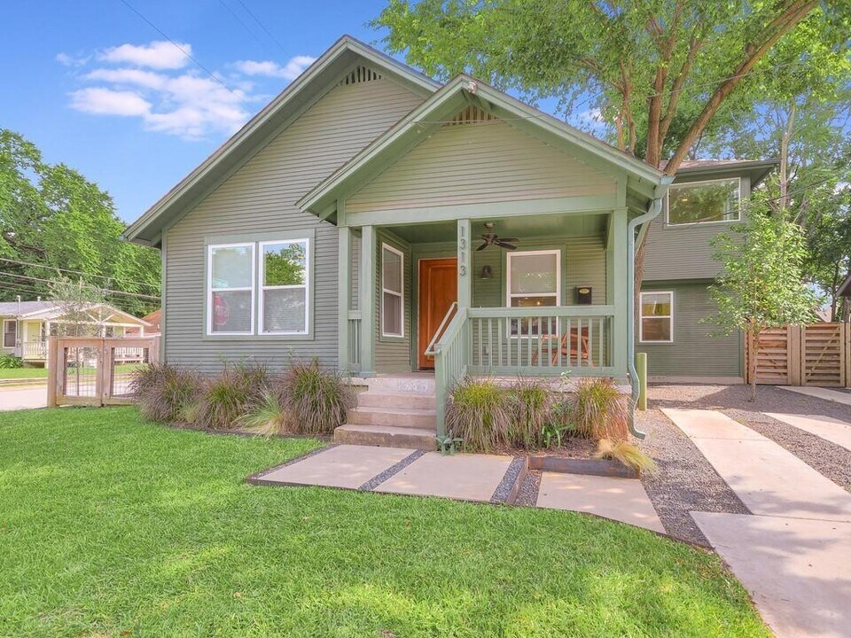 1313 Garden St in Austin, TX - Building Photo