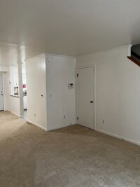 1903 Brunt St photo'