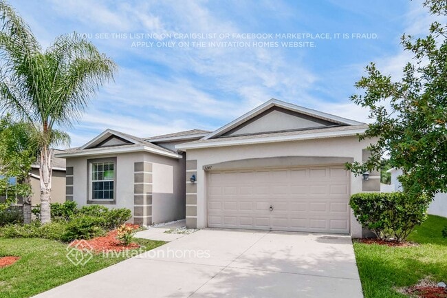 3247 Berwick Ln in Lakeland, FL - Foto de edificio - Building Photo