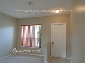 2245 NW 76th Terrace, Unit 207 in Pembroke Pines, FL - Building Photo - Building Photo