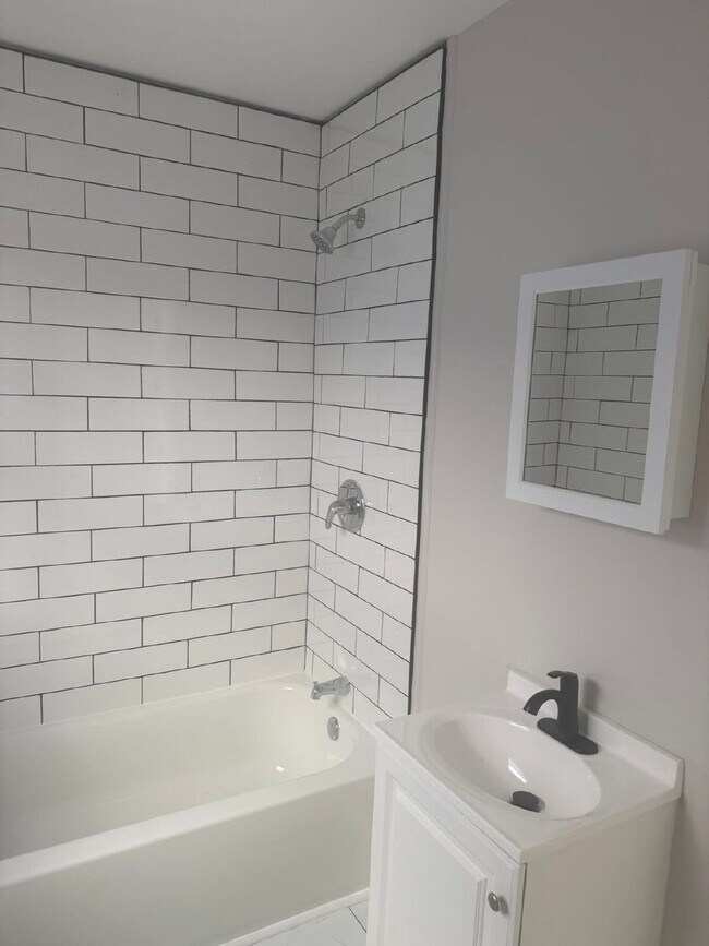 521 Martin Luther King Jr Blvd in Trenton, NJ - Building Photo - Building Photo