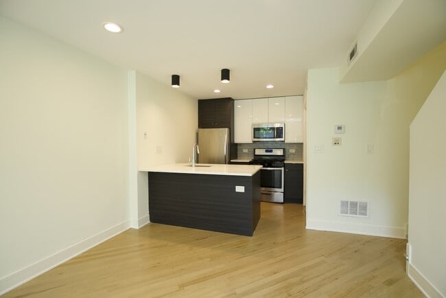 935 W Grace St, Unit A05C