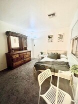 10950 W Manzanita Dr in Peoria, AZ - Building Photo