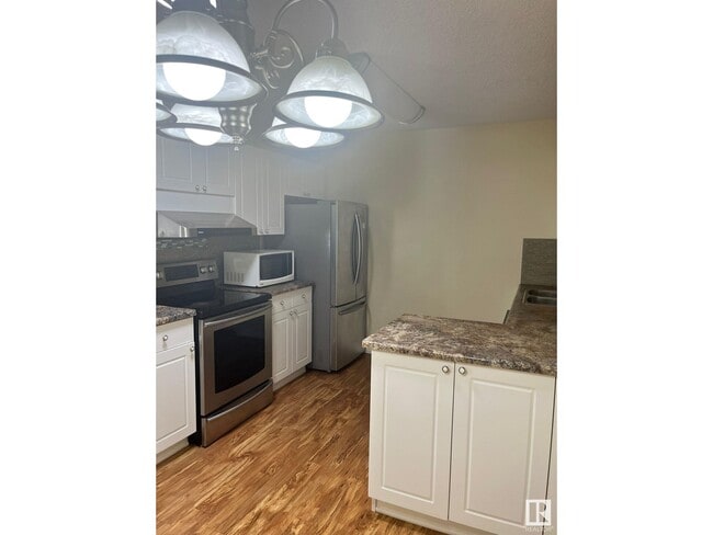 12603-12152 152 Ave NW in Edmonton, AB - Building Photo - Building Photo