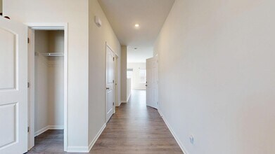 6430 Revolutionary Trail in Charlotte, NC - Building Photo - Building Photo