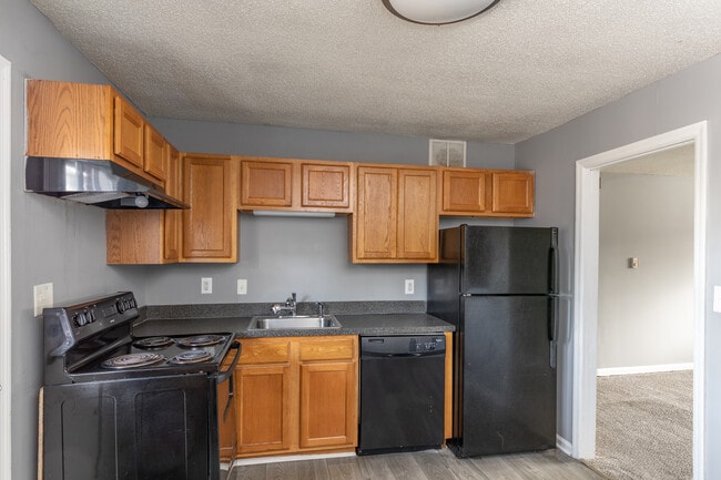 Cascades on the River in Athens, GA - Building Photo - Interior Photo