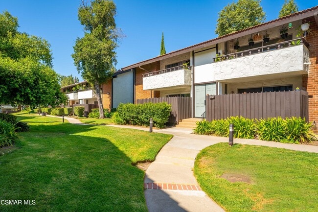 property at 31552 Agoura Rd