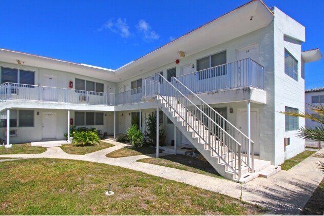 315-321 83rd St in Miami Beach, FL - Building Photo - Building Photo