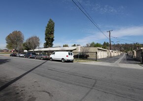 Villa Las Brisas in La Puente, CA - Building Photo