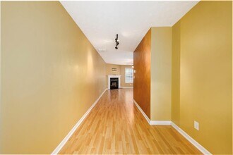 663 Lakes Cir in Lithonia, GA - Building Photo - Building Photo