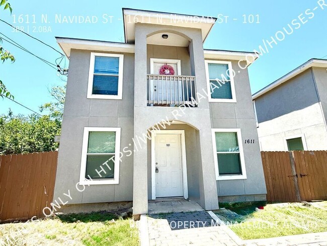 1611 N Navidad St in San Antonio, TX - Building Photo - Building Photo