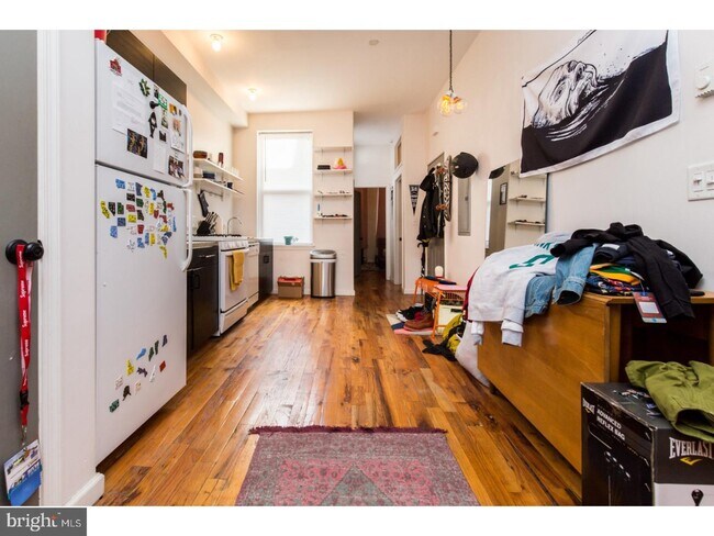 2106 E York St-Unit -2 in Philadelphia, PA - Building Photo - Building Photo