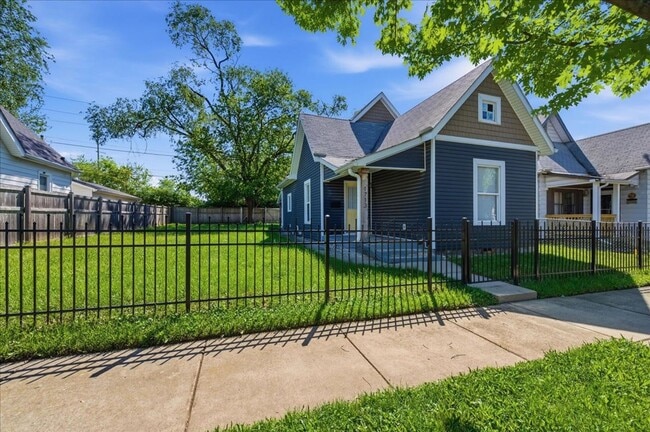 1713 S Delaware St in Indianapolis, IN - Building Photo - Building Photo