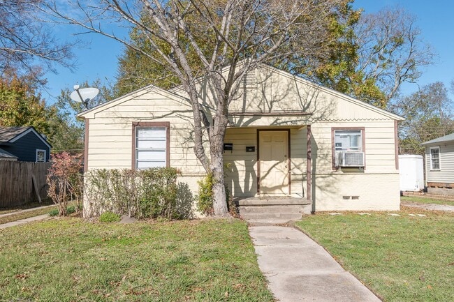 property at 538-540 Loraine Cir