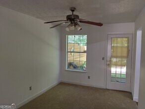 4327 Village Square Ln in Stone Mountain, GA - Building Photo - Building Photo