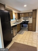 1433 Hoppa Rd in Crownsville, MD - Building Photo