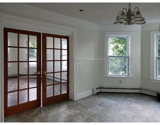 10 School St-Unit -2 in Attleboro, MA - Building Photo