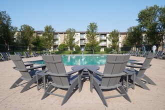 Hillcrest / Park Place in Ann Arbor, MI - Building Photo - Building Photo