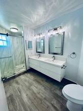 6528 Via Regina in Boca Raton, FL - Building Photo - Building Photo