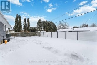 1398 Jamison Ave in Ottawa, ON - Building Photo - Building Photo