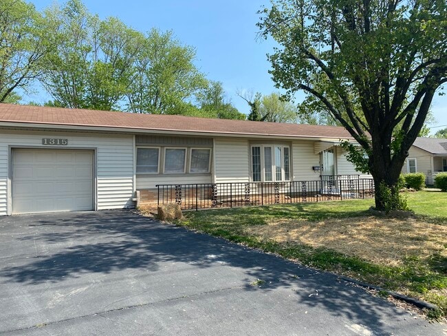 property at 1315 Thornton St