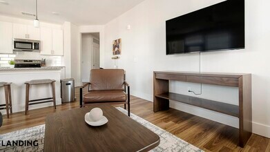 11122 Hambright Jct Dr, Unit G303 in Huntersville, NC - Building Photo - Building Photo