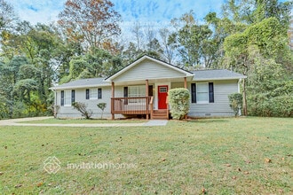 738 Sheppard Rd in Stone Mountain, GA - Building Photo - Building Photo