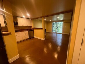 202 Prospect St, Unit B in Nevada City, CA - Building Photo - Building Photo