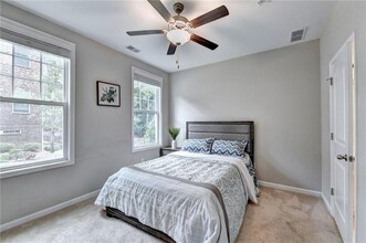 711 Topsail Ln in Alpharetta, GA - Building Photo - Building Photo