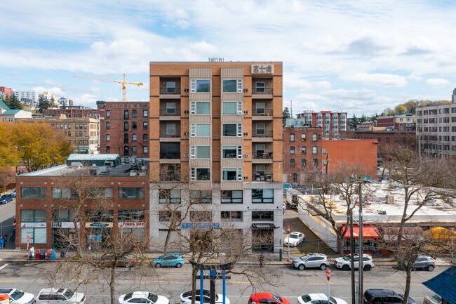 Fujisada Condominiums in Seattle, WA - Foto de edificio - Building Photo