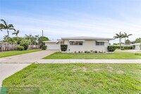 146 Duke Dr in Lake Worth, FL - Building Photo - Building Photo